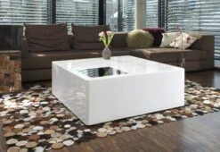 SalesFever Couchtisch Quadratisch | Hochglanz Lackiert | MDF-Holz | B 100 X T 100 X H 45 Cm | Weiß Mit Schwarzglas Element